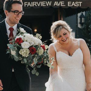 Meet your Posher, Julia